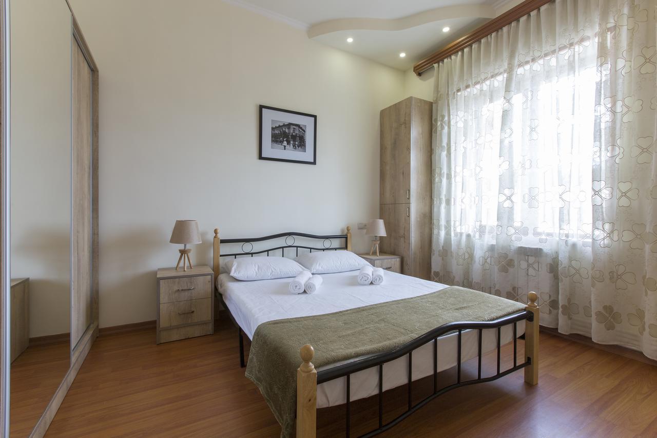 Umba Apartment N1 - 2 Bedrooms Γιερεβάν Εξωτερικό φωτογραφία